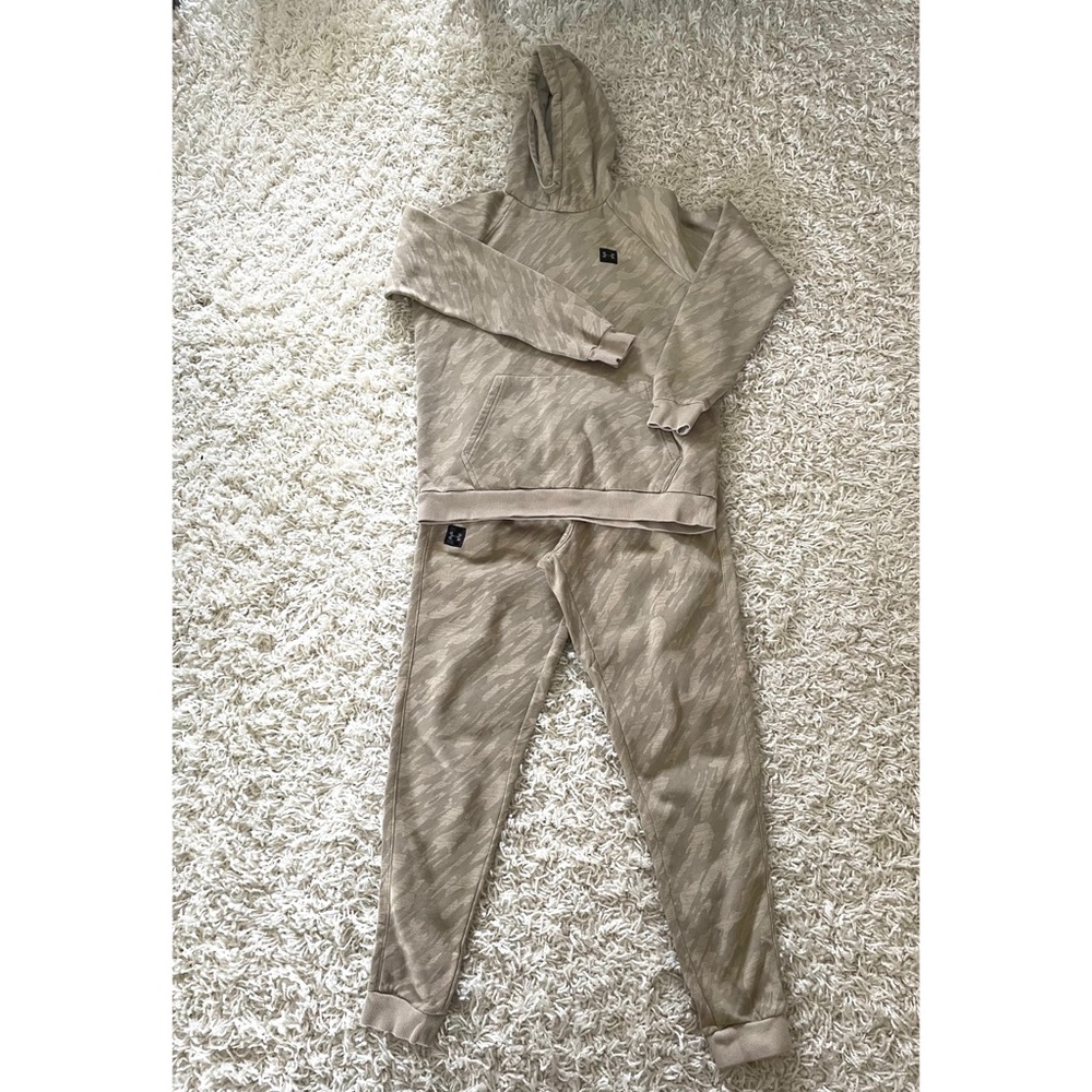 Men’s Under Armour Sweatsuit